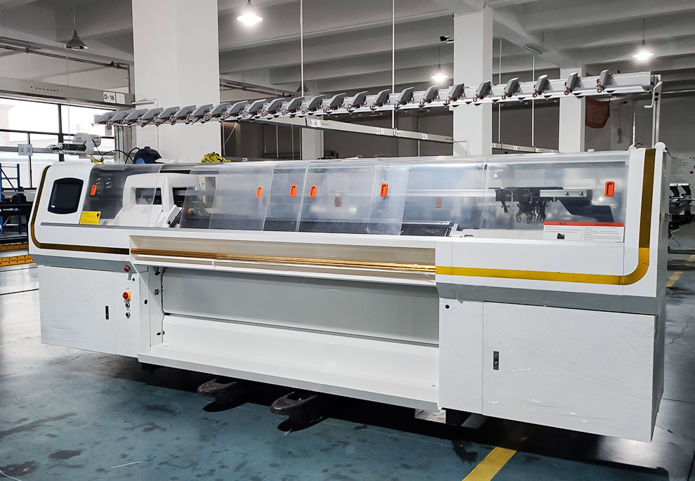 1.6KW Computerized Flat Bed Knitting Machine 5/7G With Three System