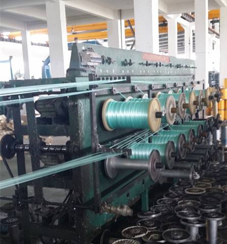 35 Ton 70 Mpa Hydraulic Press Machine For Compressing Playground Accessories