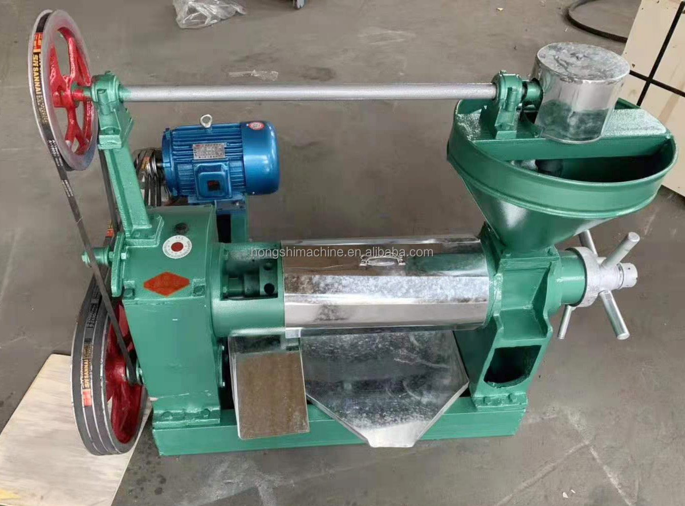 Factory price small peanut oil press machine/sunflower almond oil making machine/palm coconut oil maker extractor machine