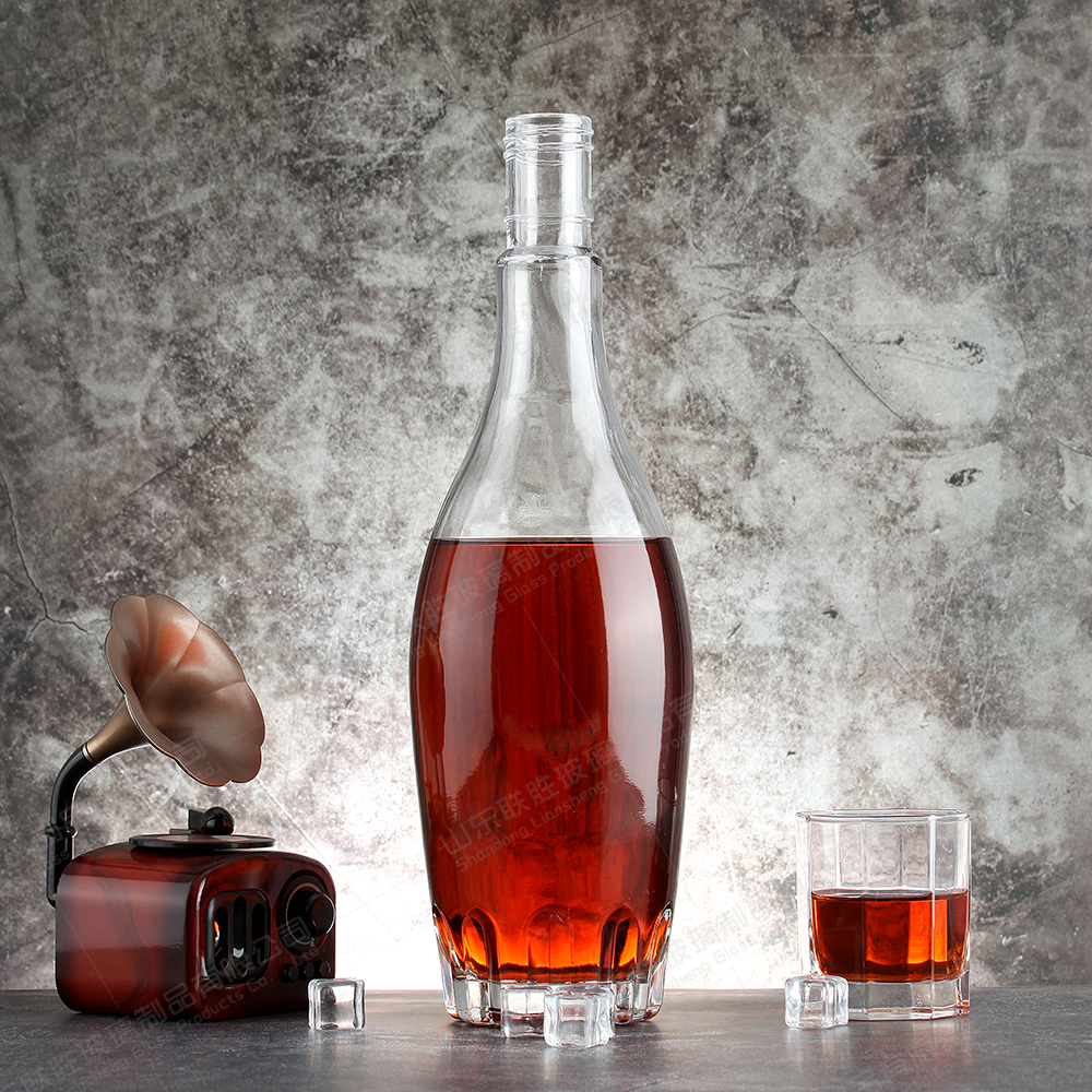 Glass Collar Custom 700ml Whiskey Liquor Empty Glass Bottle for Vodka Wine 750ml