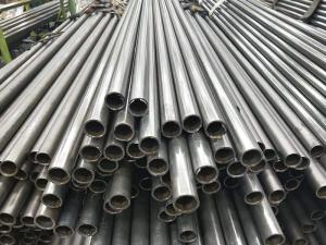 China Welding A335 P11 Seamless Alloy Steel Pipe Hot Selling 12 Inch/180mm Seamless Steel Pipe Tube wholesale