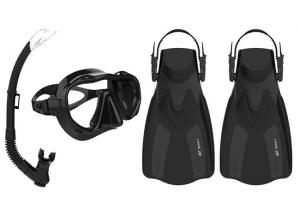 China Anti - Leak Diving Snorkel Set , Snorkel Mask Set With Easy Adjustable Strap wholesale