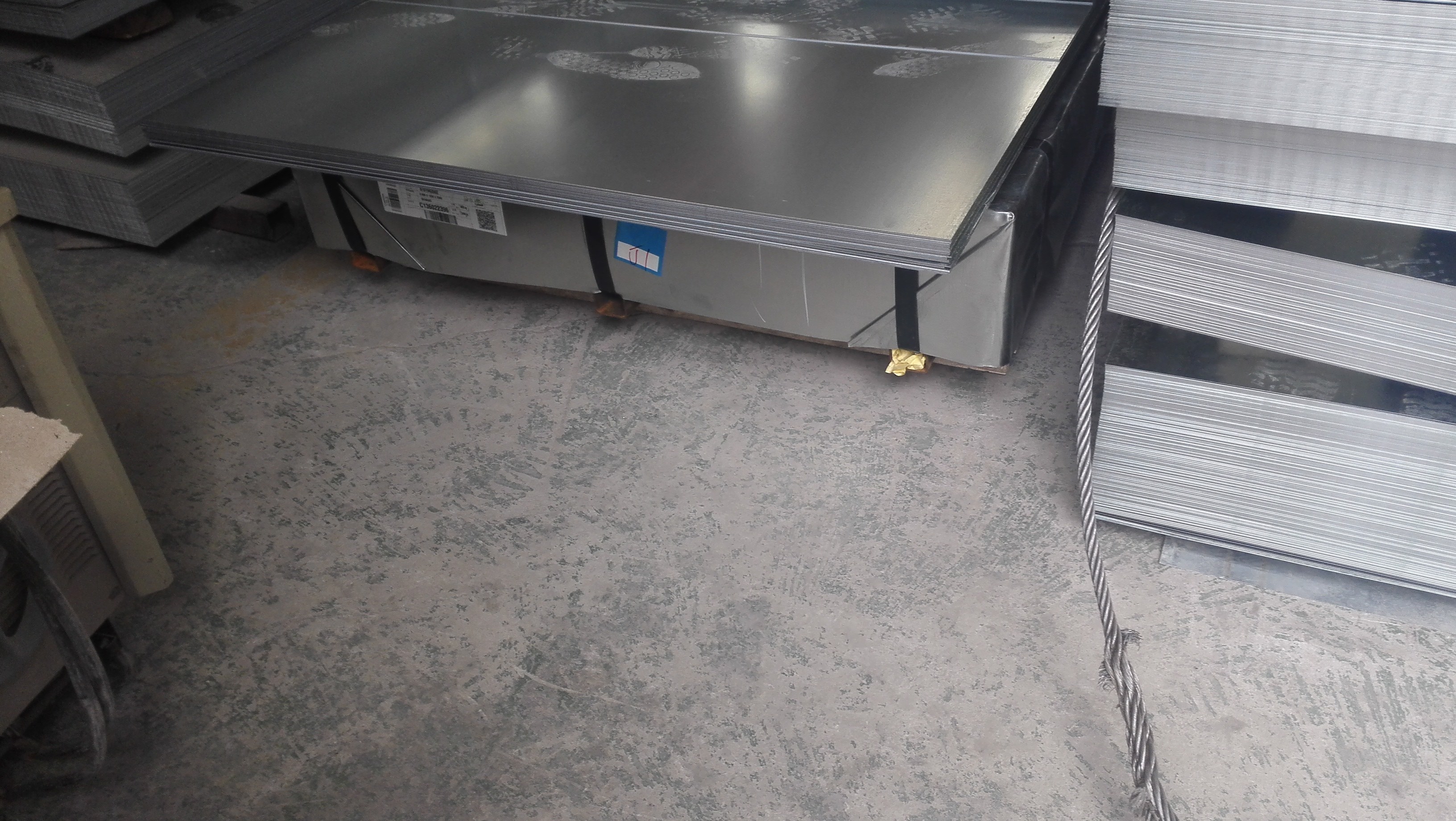 Aluzinc Steel Galvanized Steel Coils DX51D AZ120 Anti Fingerprint Electro Galvanized Steel Sheet