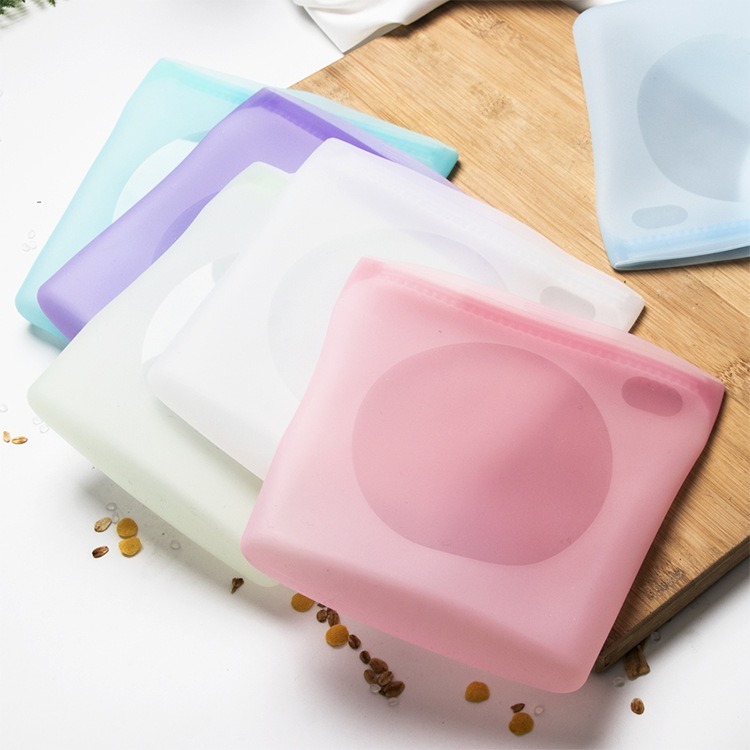 Silicone Food Storage Bag – 750ml Reusable, BPA-Free, Heat & Cold Resistant – Ideal For Storing Leftovers, Fresh Produce, Baby Meals, And Supporting A