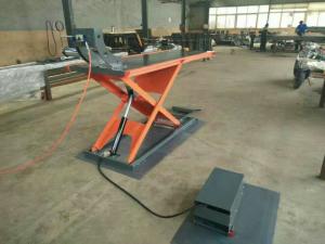 China Electric 1200mm 900kgs Motorcycle Center Jack wholesale