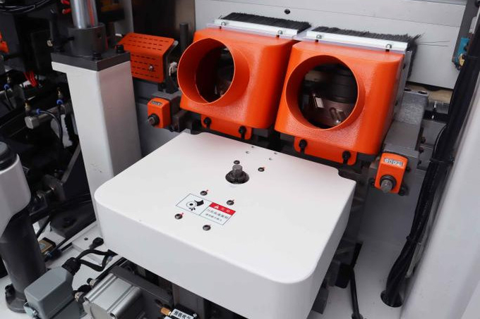 Wooden Furniture Automatic Edge Banding machine 3mm Thick HQ528J NC Beam Lifting