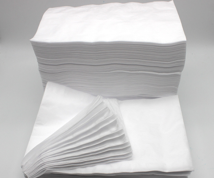 Adults 19.7''X 27.6'' 20gsm 25gsm OEM Disposable Bed Cover Roll