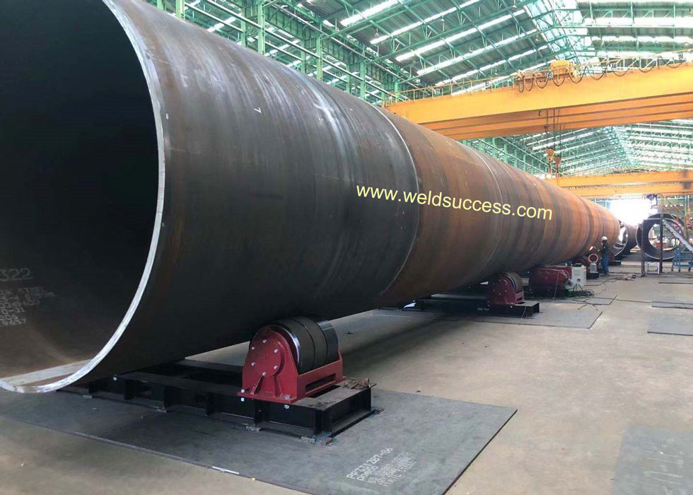 300T Heavy Duty Pipe Welding Rollers Rotator Stands With Bolt Adjustment