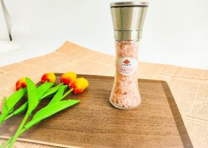 China Durable Glass Grinders with Plastic Cap Glass Bottle Customizable Colour wholesale
