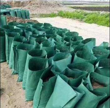 Construction Nonwoven Geotextile Geobag Waterproof Material With Filament