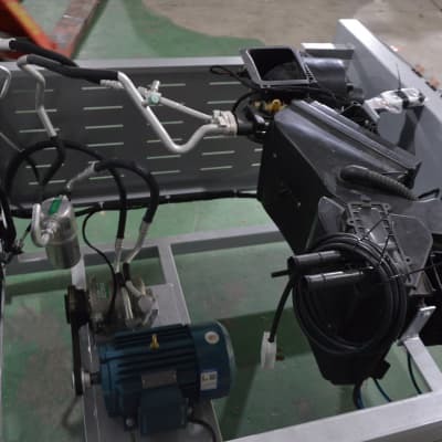 OEM Vocational Training Equipment Manual Air Conditioning Trainer For Passat