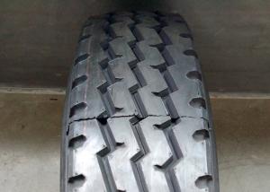 China Black Color Truck Bus Radial Tyres Triple Zigzag Grooves Anti Sideslip wholesale