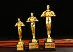 Metal Standing Award Cups Trophies Wood Base Type For figure Custom Logo