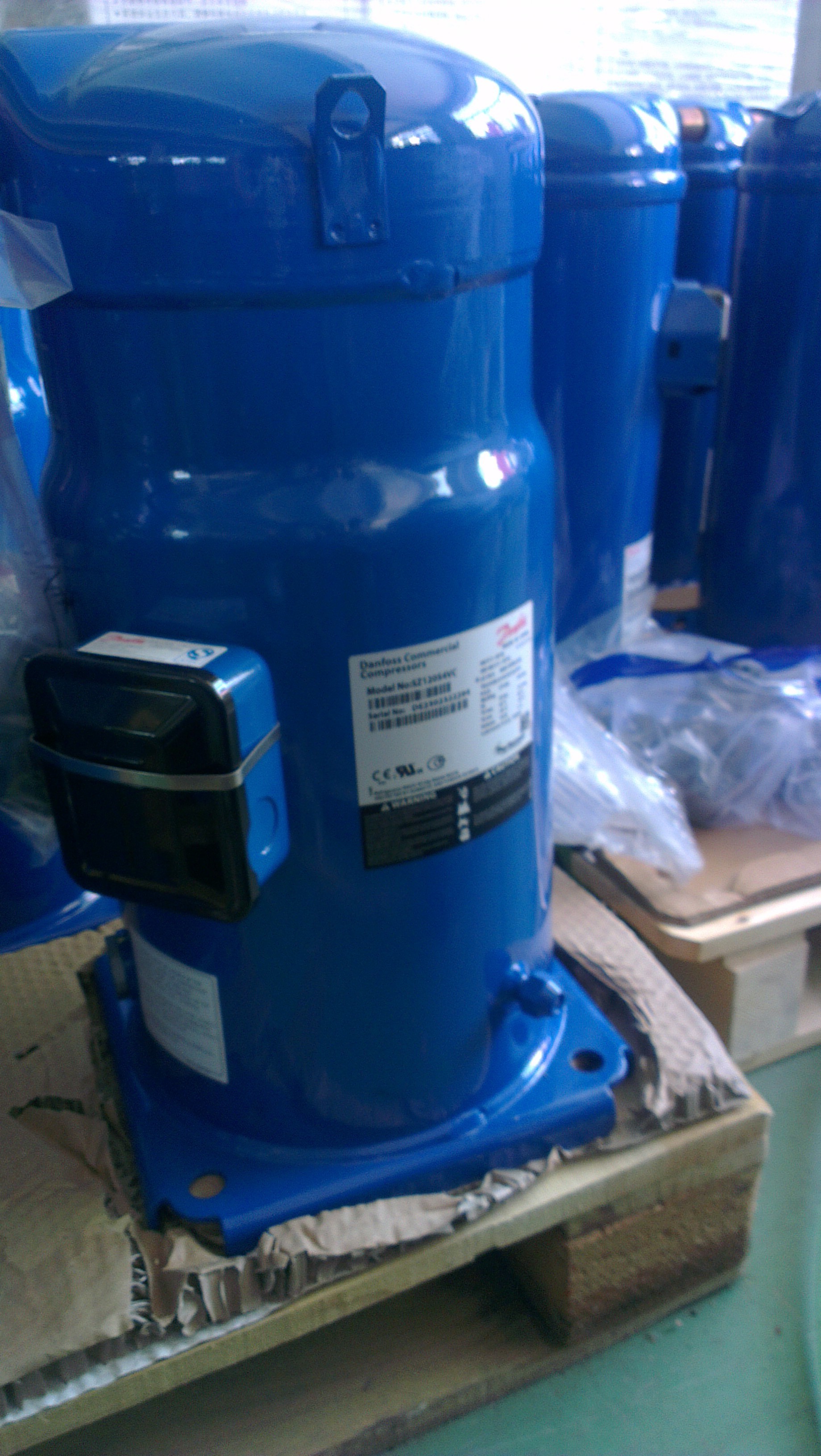 SM090S3VC 7.5HP Refrigeration Scroll Compressor SM090-3VM Blue Color For Air Conditioning