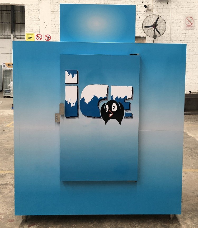 Outdoor ice merchandiser, cold wall ice freezer for sale