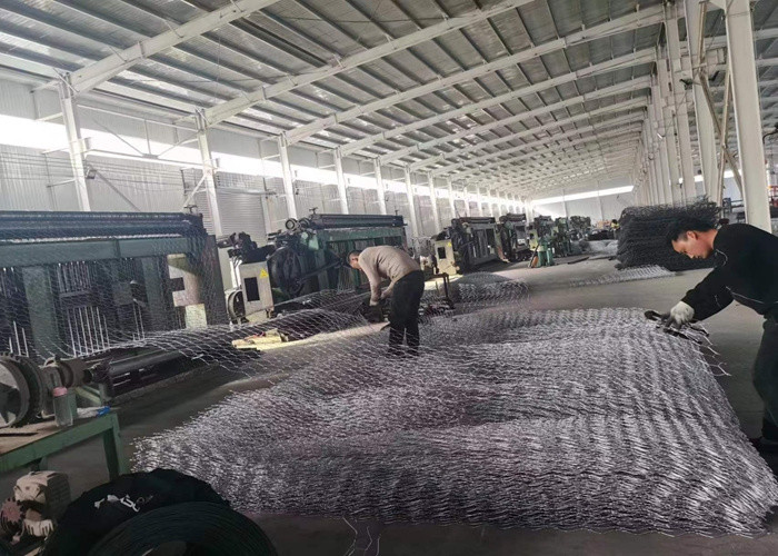2.7mm Galvanized Wire Gabion Fence Baskets Double Twist