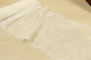 China Lightweight Lingerie Lace Trim Scalloped Unirritable Skinfriendly wholesale