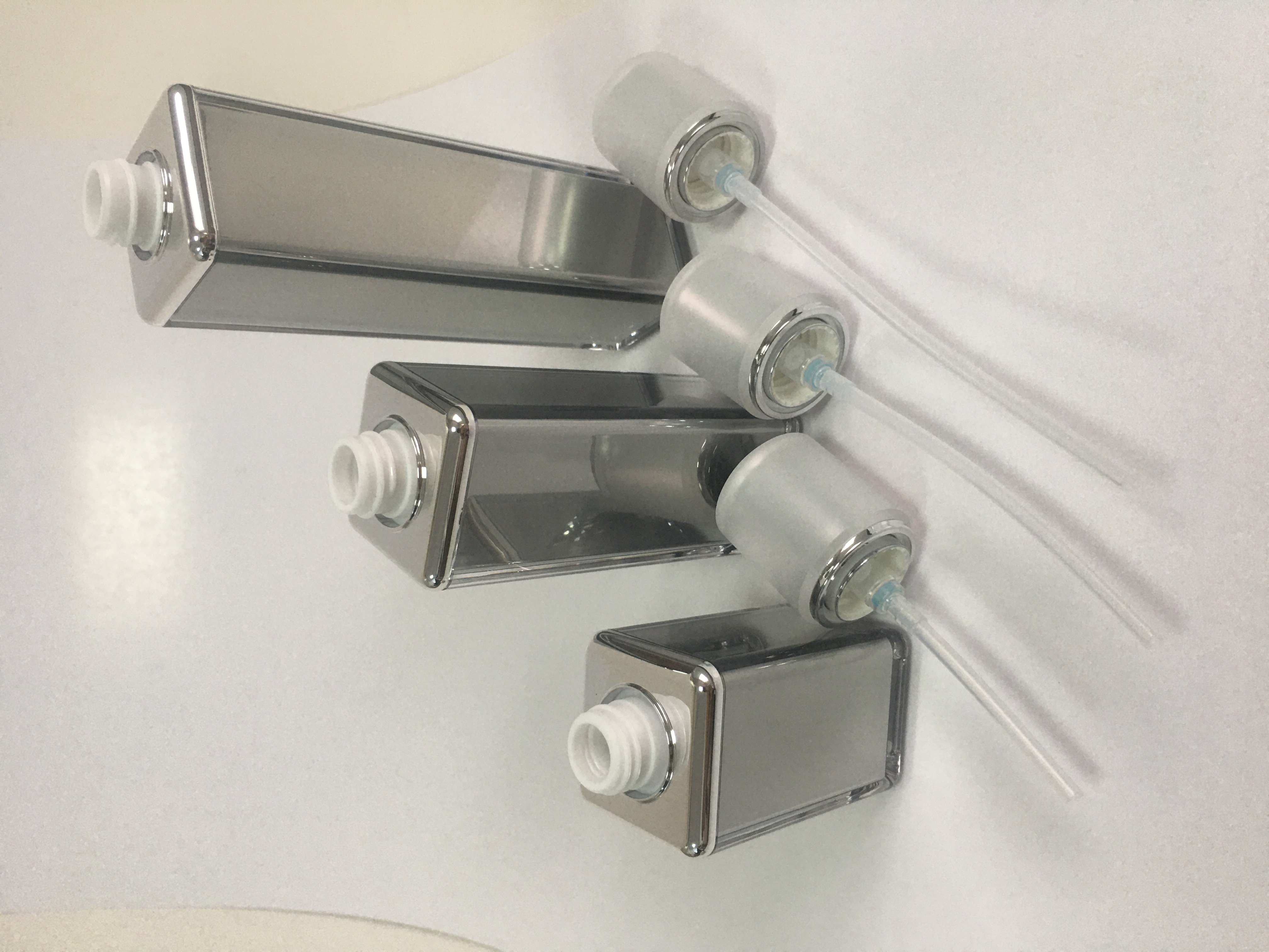 30ml Bottle Box 100ml Plastic Spray Bottle Square Luxury Bottle Packaging