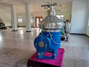 China PLC Control Solid Bowl Centrifuge , Liquid Liquid Centrifugal Separator wholesale