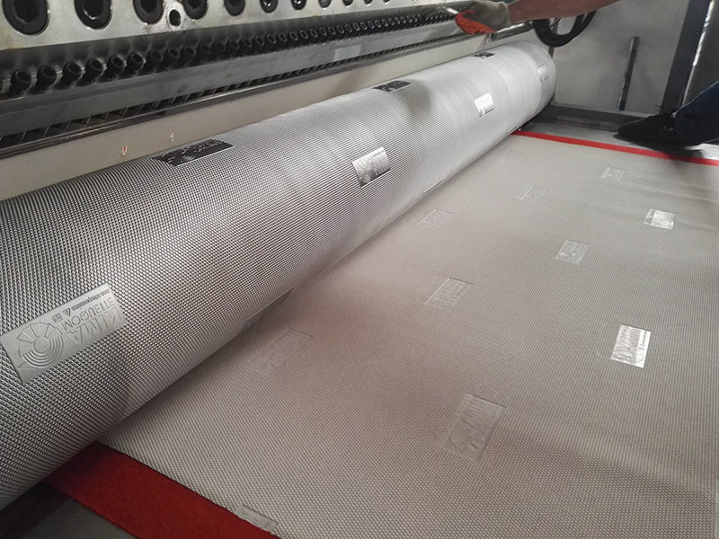 Non Woven Textiles Carpet Backing Machine TPR TPE 300Kg/H Pvc Coating Machine