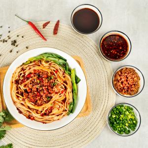 China Classic Chong Qing Special Noodles Chongqing Noodles Hot And Sour Flavor wholesale