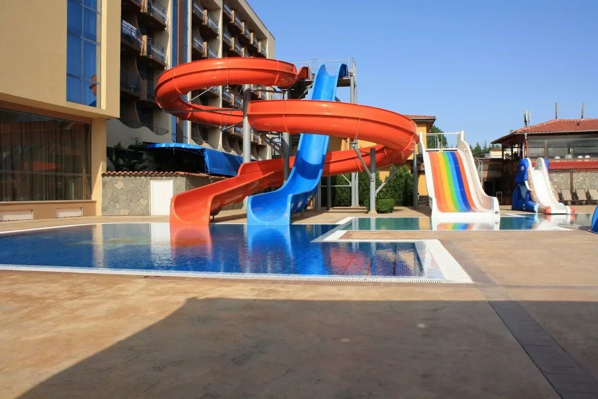 Child Amusement Park Swimming Kids Games Equipment Fiberglass Water Slides