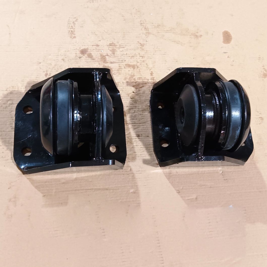 Shacman Truck Spare Parts Engine Left / Right Rear Suspension Damping Pad Engine Support Dz95259590067 / Dz95259590068
