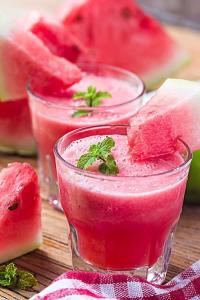 China HACCP Organic Fruit Juice Sweet Watermelon Juice Drinks 24 Months Shelflife wholesale