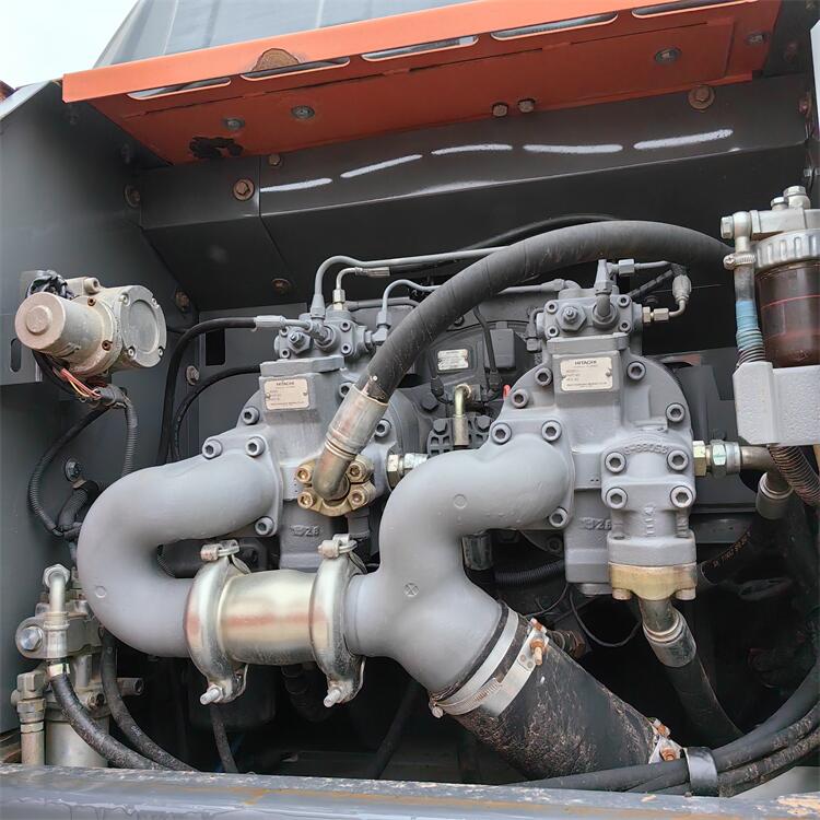 Original Hitachi ZX 330 Excavator Low Hours 1.38m3 Bucket Capacity and Hydraulic Cylinder