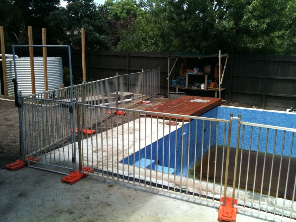 Kids Non Climbable Temporary Pool Fencing Pool Security Fence Weather Resistance