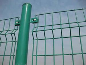 China Pvc Coated Galvanized 3d Welded Wire Mesh Fence Curved wholesale