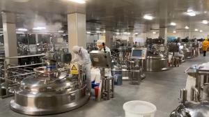 China Liquid Soap Cosmetic Mixing Tank Homogenizer And Vacuum wholesale