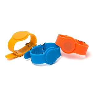 China RFID NFC Silicone Wristband Bracelet With Cashless Payments For Festival wholesale