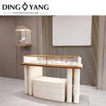 Jewelry Showcase Displays Modern Curve Jewelry Showcase Fixtures With Low Power