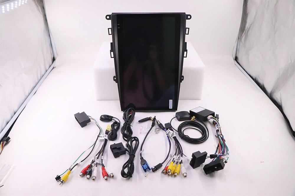 Android 13 GPS Navigation Car Stereo 12.1Inch For Ford Mondeo 2013-2018