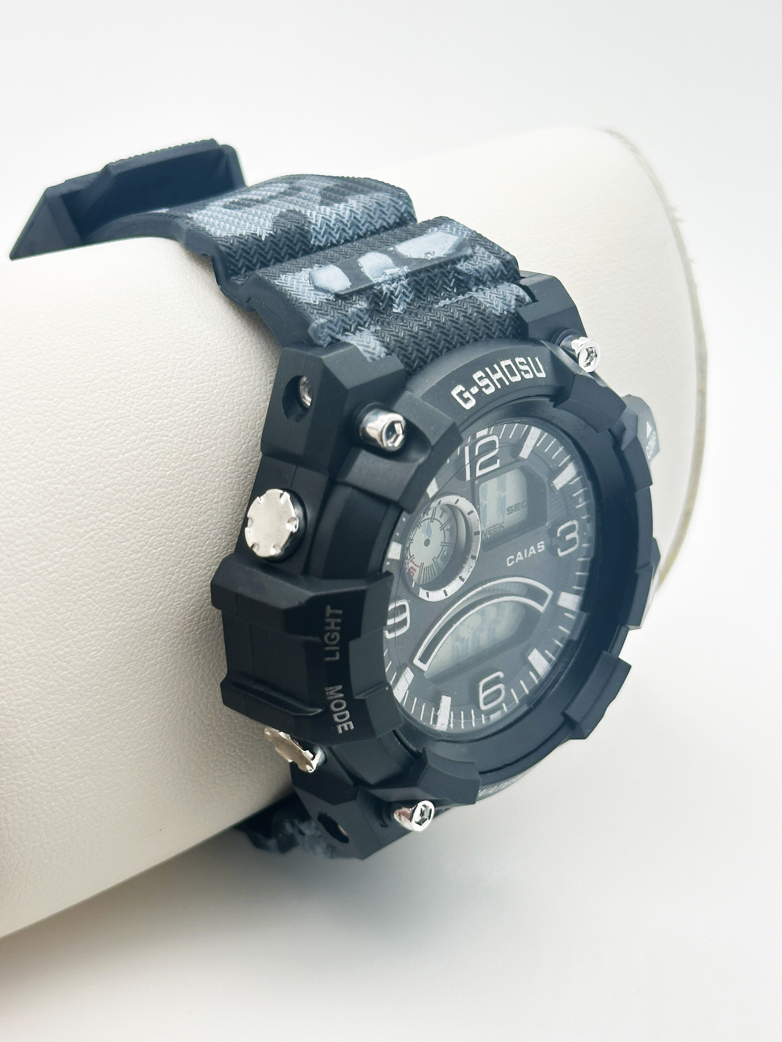 Durable Silicone Band Mens Watch Tear Resistant Digital Wrist Watch