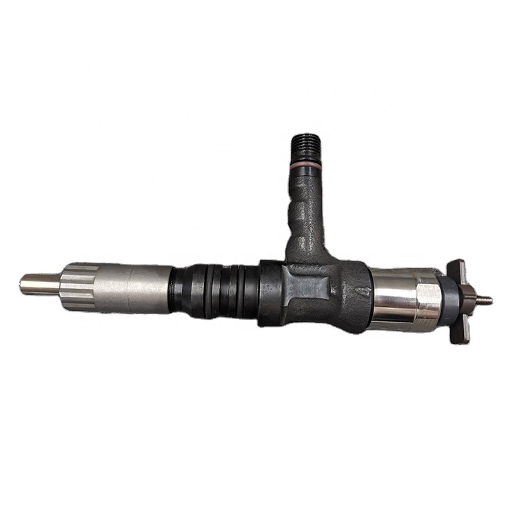 Part Name 6261-11-3100 095000-6120 Komatsu Fuel Injector for PC400 PC500 PC600 PC700 PC800 Excavator Engine Overhaul