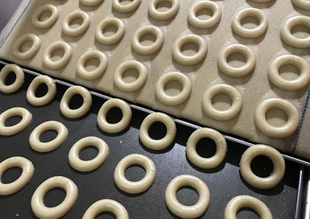 SS304 Small Scale Tray Type 400mm Soft Biscuits Making Machine