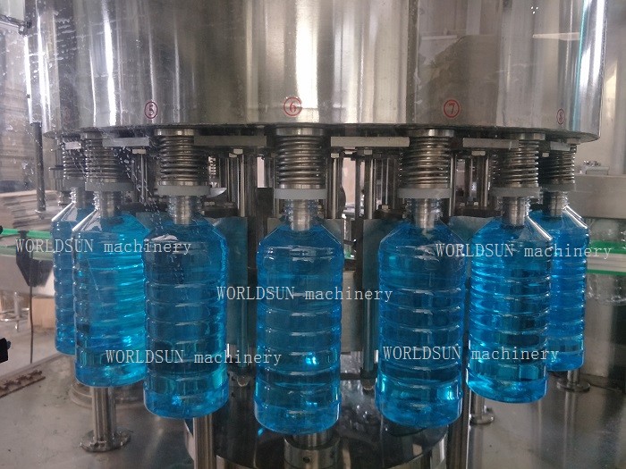 Middle Scale 5000BPH 500ml Windshield Washer Fluid Filling Machine chemical liquid bottling machine