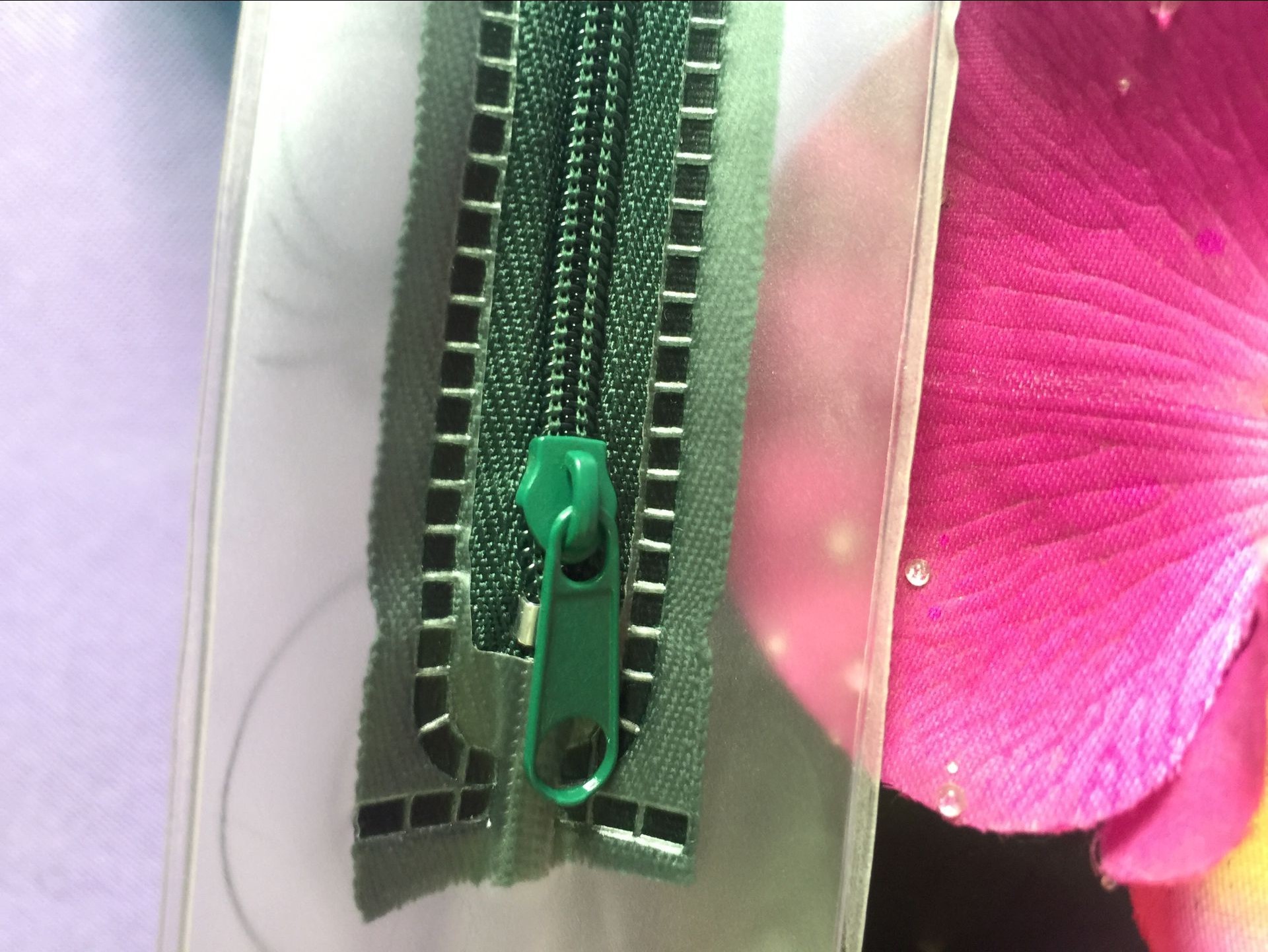 Fashion Plastic Clear PVC Tote Bag , Frosted Heat Seal PVC Zipper Bag With Flower