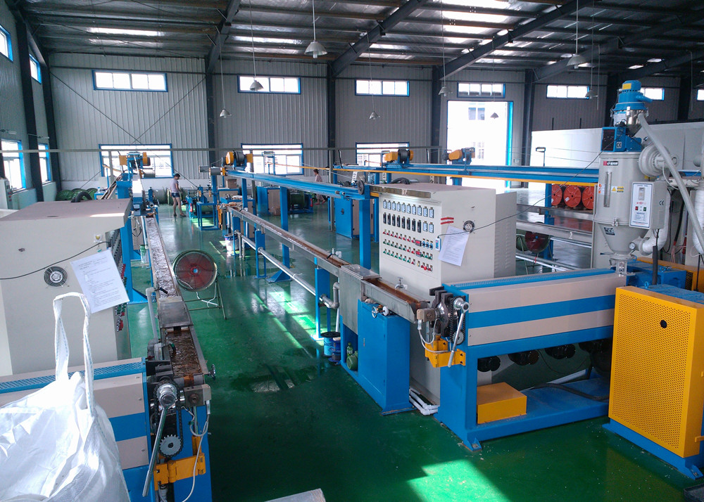 80mm Jacket Sheat Wire Making Machinery Cable Wire Extruder Machine Extrusion Line