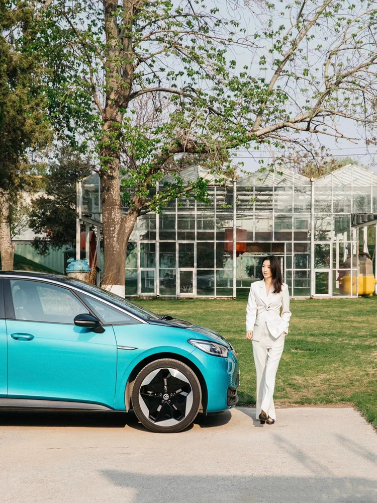 Volkswagen RWD Hatchback ID3 2024 Prime Electric Car 0km Used with 450km Pure Electric Range and 170 Horsepower Motor