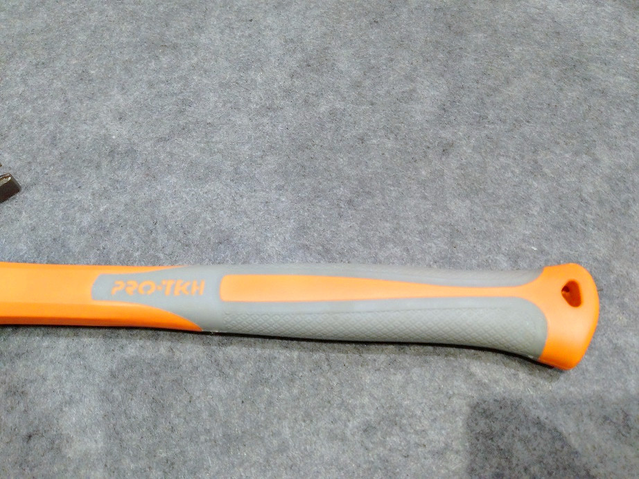 8OZ-24OZ Claw hammer(XL-0009) with polishing surface and rubber handle, durable and good price
