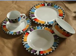 China superwhite porcelain/ceramic 16pcs dinnerware set with colour box /round dinner set wholesale