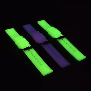 China Luminous Quick Release 20mm Silicone Rubber Watch Strap Bands Flexible wholesale