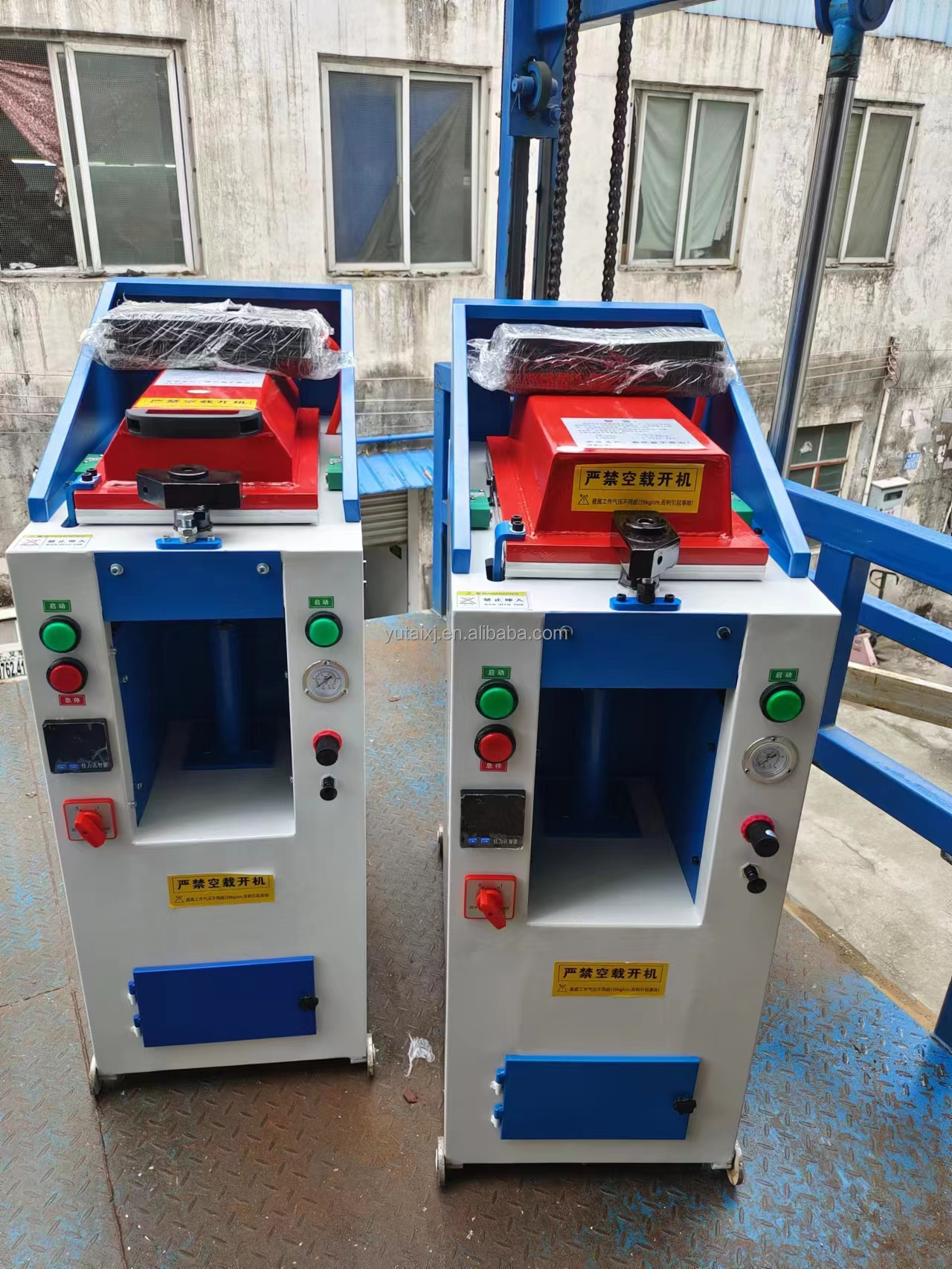 Single Head Pneumatic Sole Press Machine Precise Control Energy Efficiency
