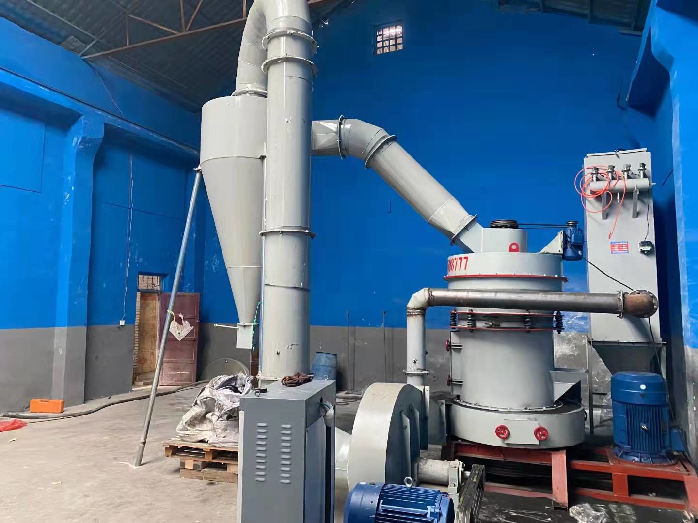 Ultra Fine Glass Raymond Crusher Grinder Equipment Aluminum Ash Limestone