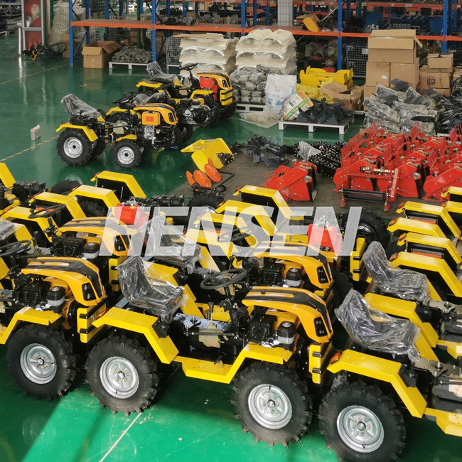CE 4 Wheel Drive Tractor 4F+2R 8F+4F Gasoline Powered Tractor