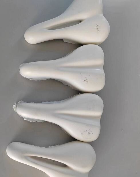 PU Bicycle Seat Excellent Surface Finish Polyurethane Release Agent Solvent Based