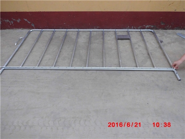 2019 Hot Sale Road Barricade Crowd Control Barrier China